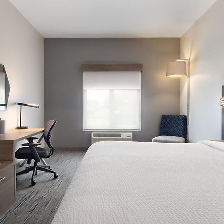 Holiday Inn Express Hotel & Suites Saginaw By Ihg Ngoại thất bức ảnh