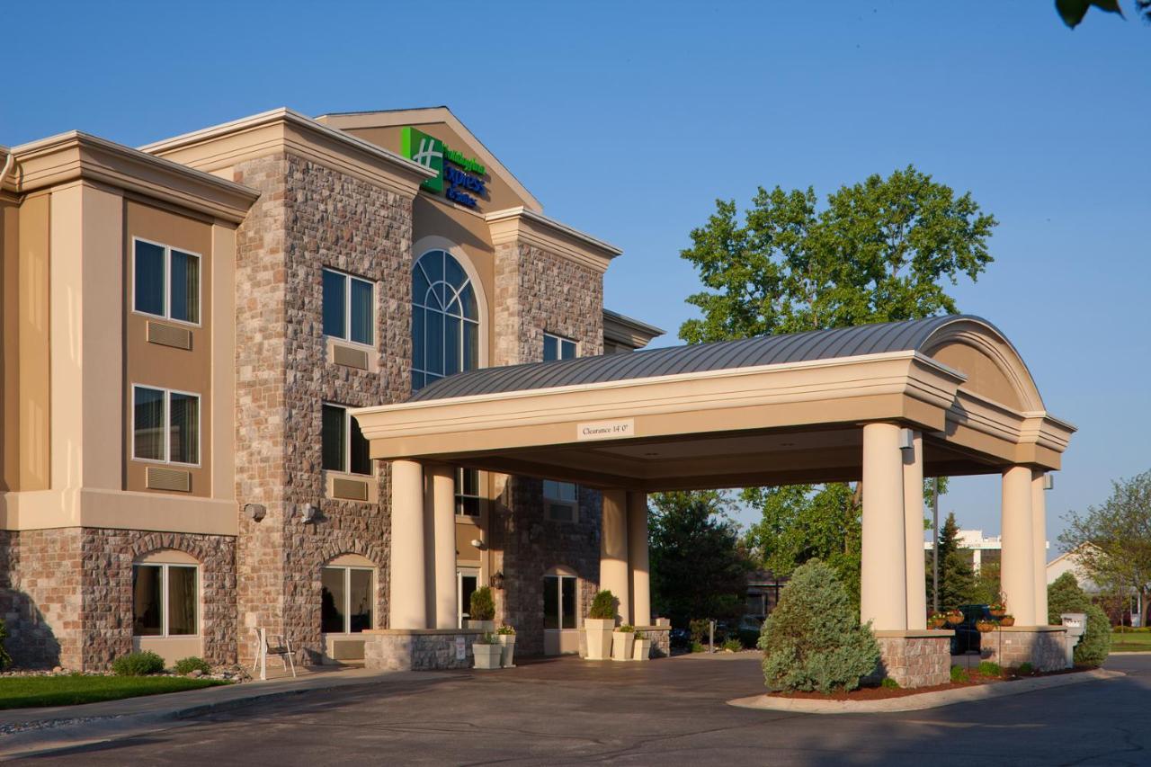 Holiday Inn Express Hotel & Suites Saginaw By Ihg Ngoại thất bức ảnh