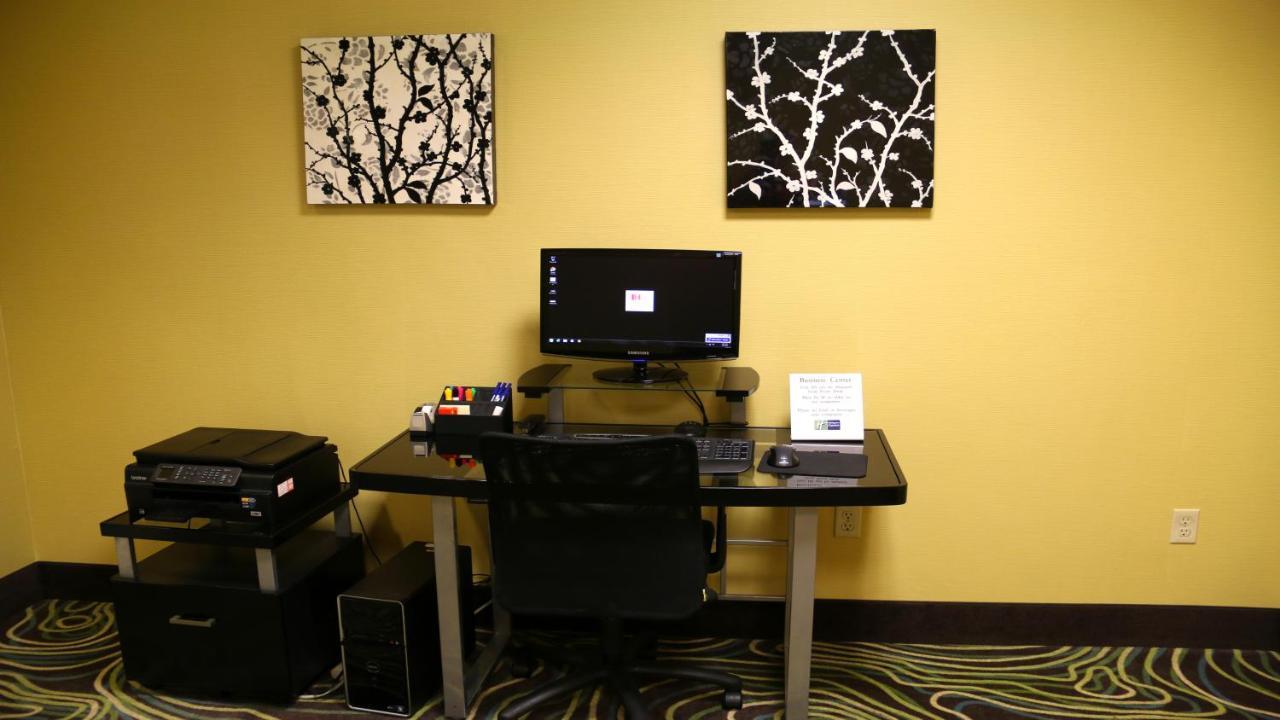 Holiday Inn Express Hotel & Suites Saginaw By Ihg Ngoại thất bức ảnh