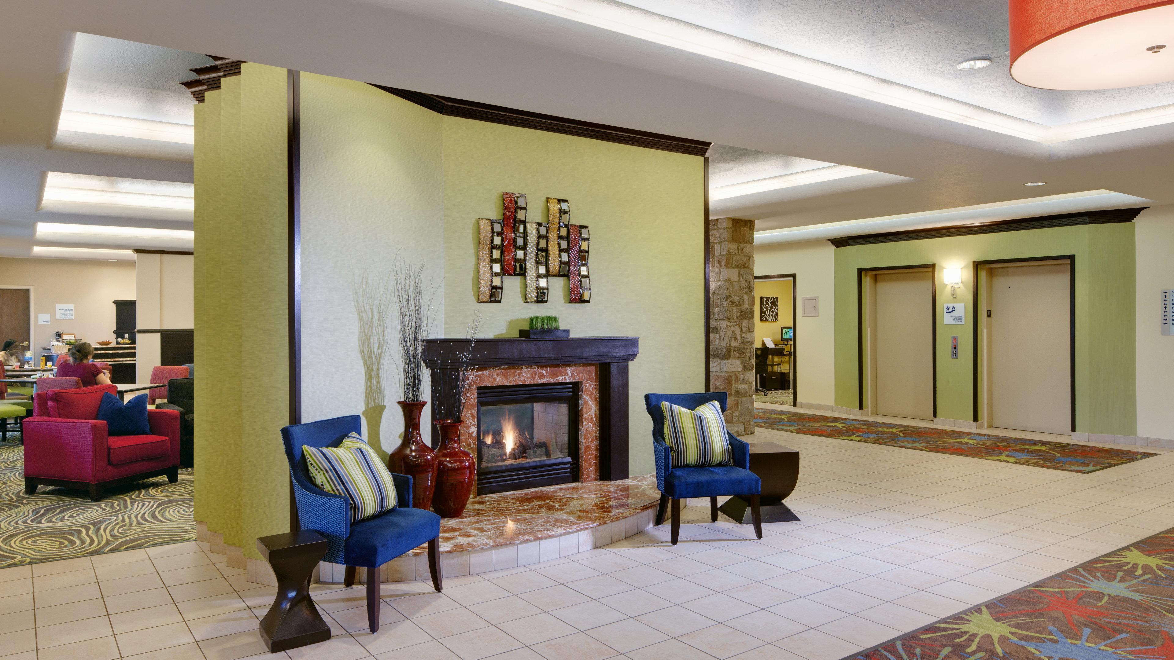 Holiday Inn Express Hotel & Suites Saginaw By Ihg Ngoại thất bức ảnh