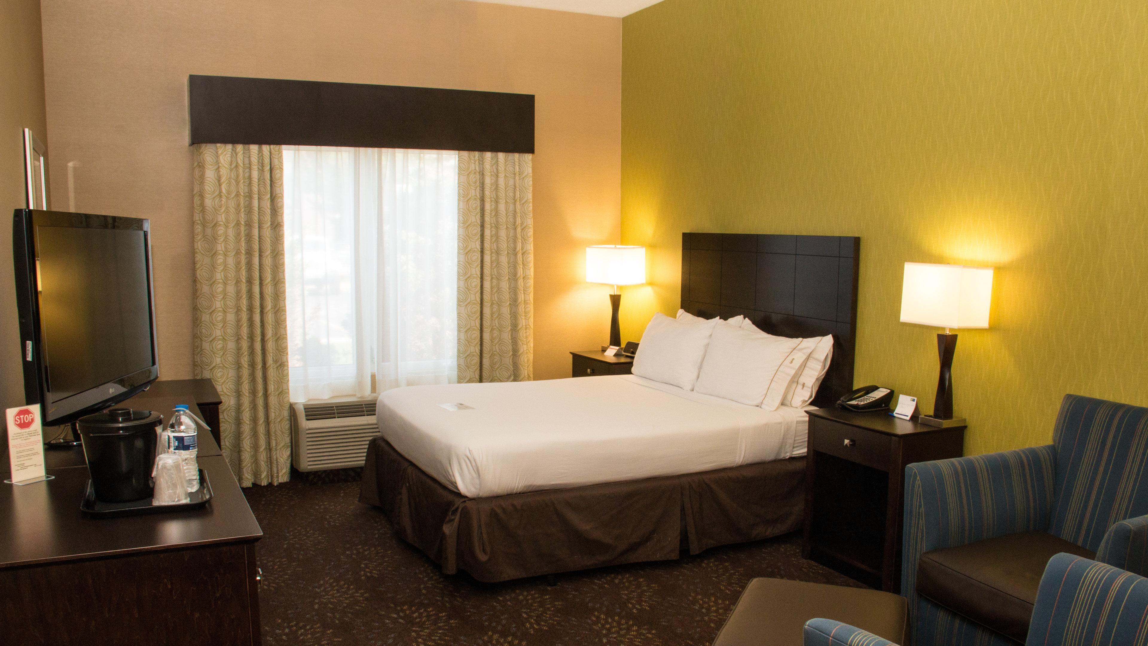 Holiday Inn Express Hotel & Suites Saginaw By Ihg Ngoại thất bức ảnh