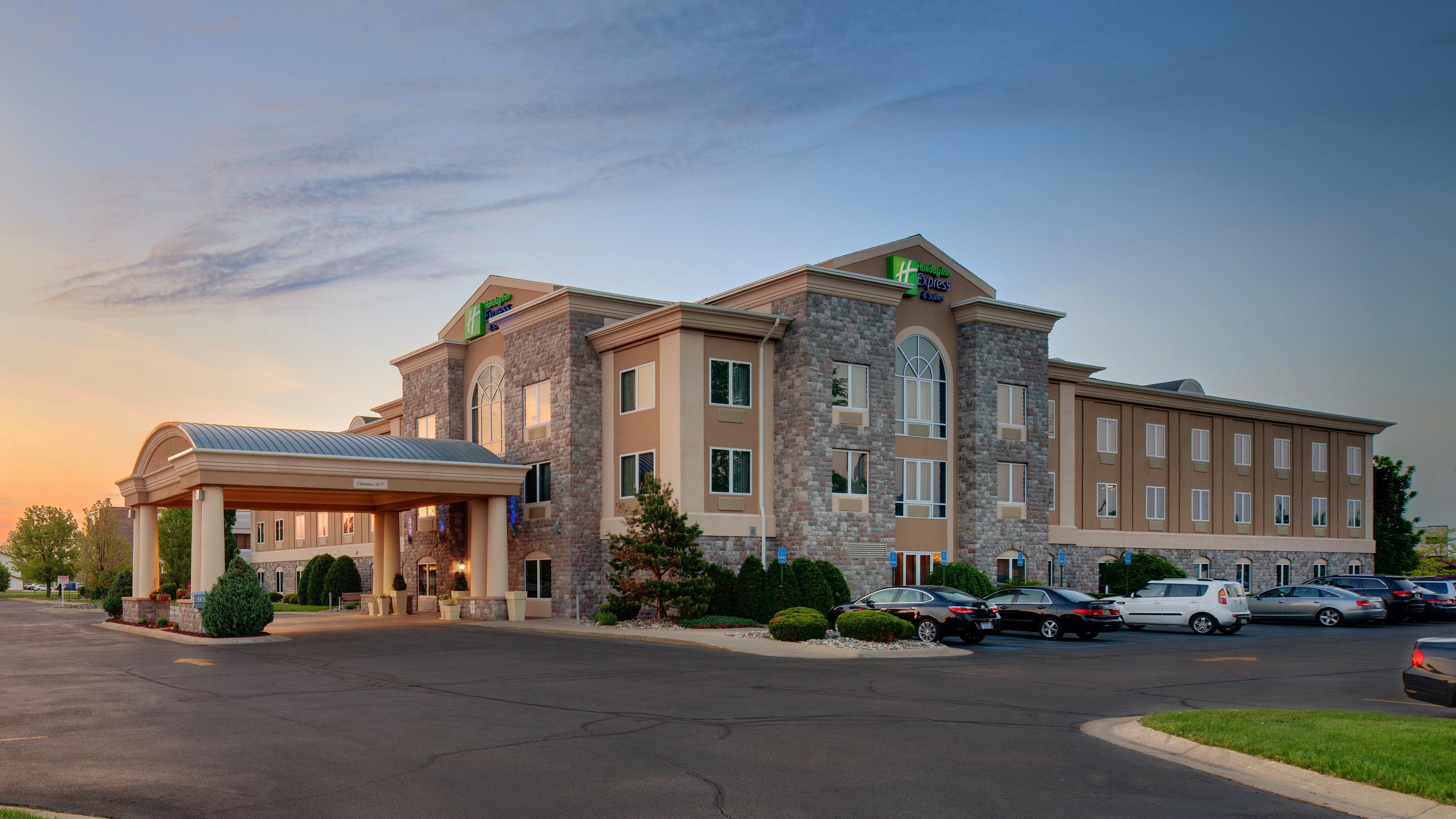 Holiday Inn Express Hotel & Suites Saginaw By Ihg Ngoại thất bức ảnh