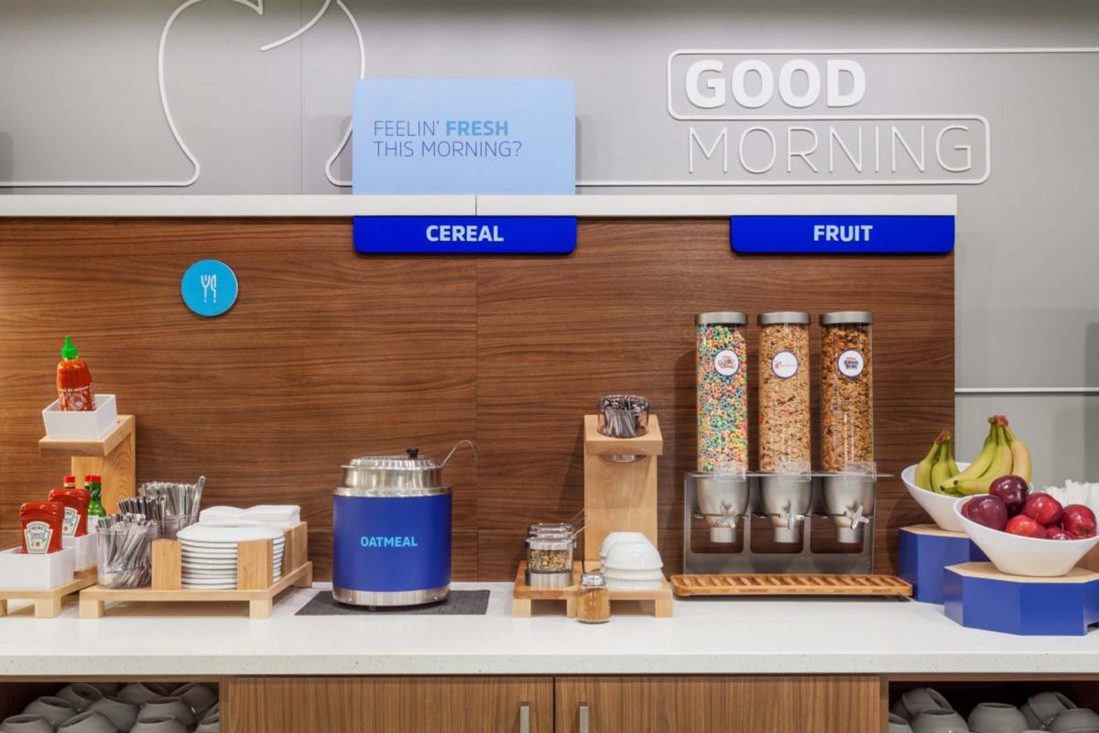 Holiday Inn Express Hotel & Suites Saginaw By Ihg Ngoại thất bức ảnh
