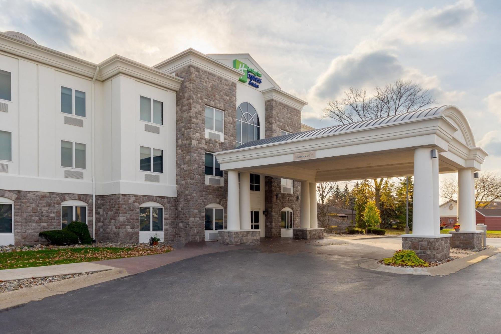 Holiday Inn Express Hotel & Suites Saginaw By Ihg Ngoại thất bức ảnh