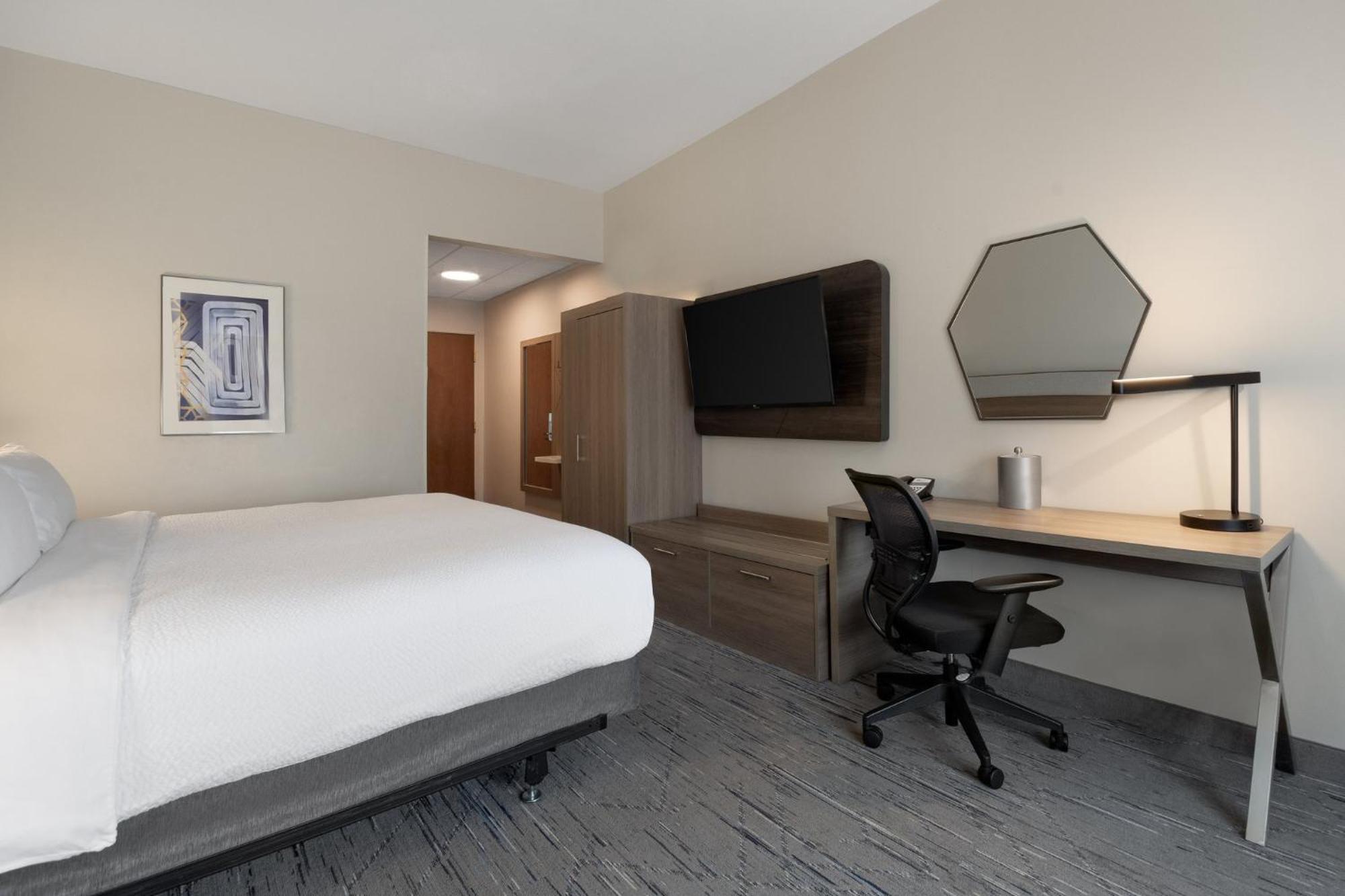 Holiday Inn Express Hotel & Suites Saginaw By Ihg Ngoại thất bức ảnh